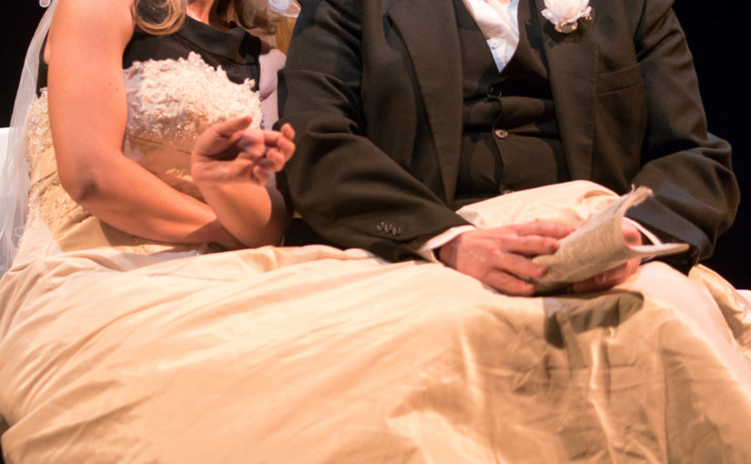 Coppia aperta quasi spalancata